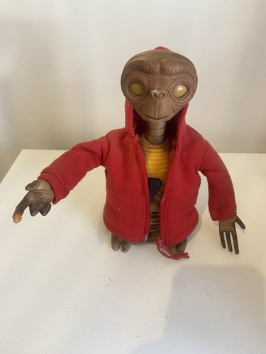 The extra terrestrial - et,