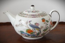 Wedgwood Kutani Crane Large