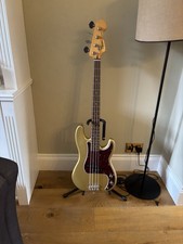 Squier FSR Classic Vibe