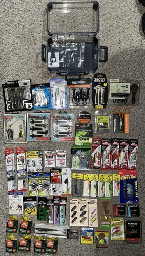 Huge fishing tackle lot - lot, rapala