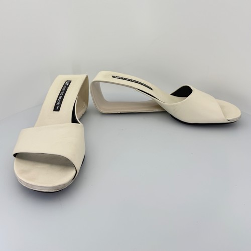 Mod united nude - nude, mobius