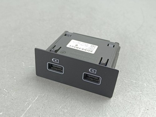 Renault arkana 2023 usb - usb, socket