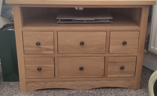 Large solid oak wood corner - large,