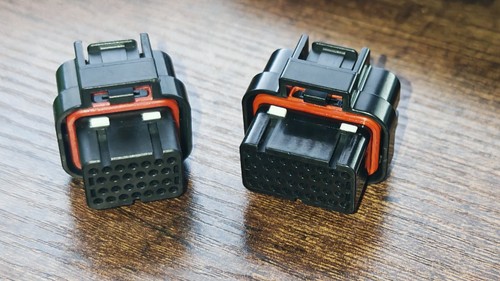 Plug and pins - pins, 34
