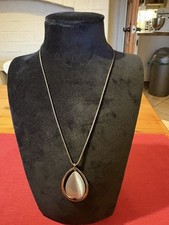 Fashionable Buckingham