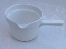 WADE - CERAMIC HANDLED VINTAGE BOWL WITH POUR SPOUT - 117mm Diameter