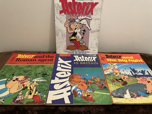 Asterix comic book lot - lot, x4