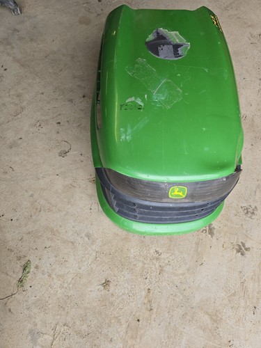 John deere 145 ride lawn - on,