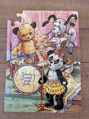 Sooty wooden jigsaw tower - jigsaw,