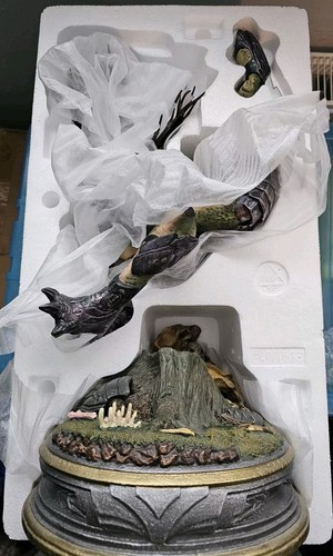 Sideshow predators falconer - sideshow,