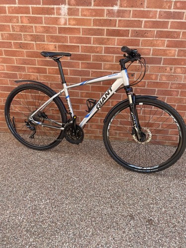 Giant roam hybrid bike - 0,
