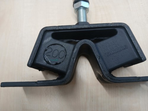 Yanmar engine mounts