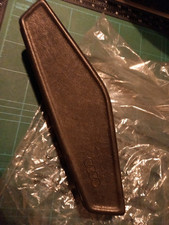 Vintage Audi STEERING WHEEL CENTER COVER Horn Press 321419669E