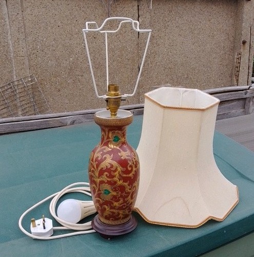 Oriental style lamp - lamp, gold