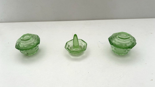1930 art deco uranium green - uranium,