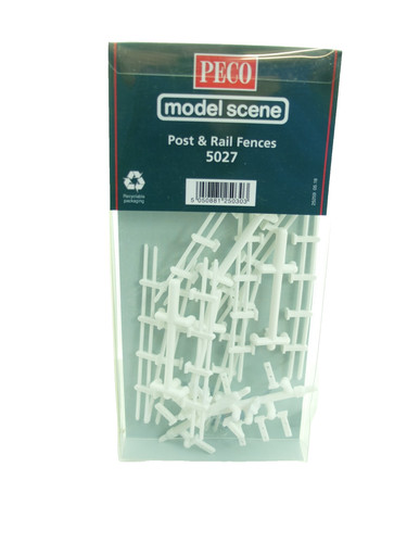 Peco 5027 post rail fences - &,