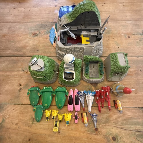 Thunderbirds tracy island - tracy,