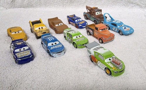 Disney pixar cars bundle - pixar, x