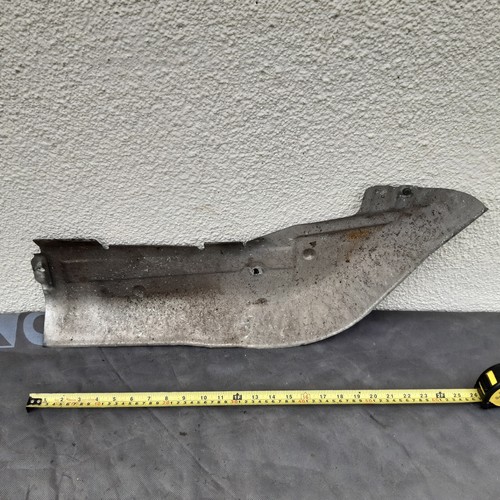 W124 exhaust heat shield 5556 - exhaust,
