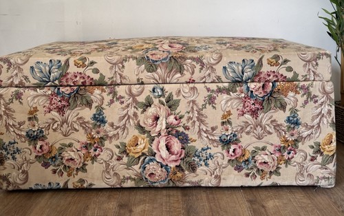Stunning vintage blanket box - stunning,