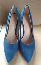 GRACELAND SIZE 7.5 NAVY BLUE FAUX SUEDE COURT SHOES B239112625B2/64A