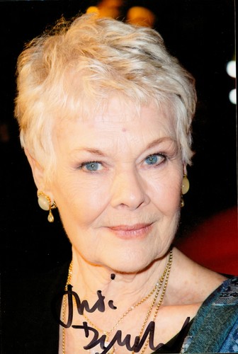 Dame judi dench - judi, hand
