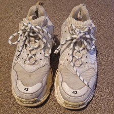 Size 9 - Balenciaga Triple S Sneaker White Shoes