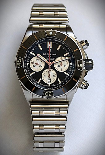 Breitling super chronomat b01 - breitling,