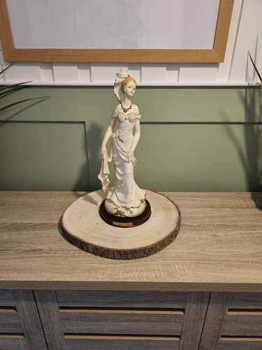 The juliana collection lady - collection,