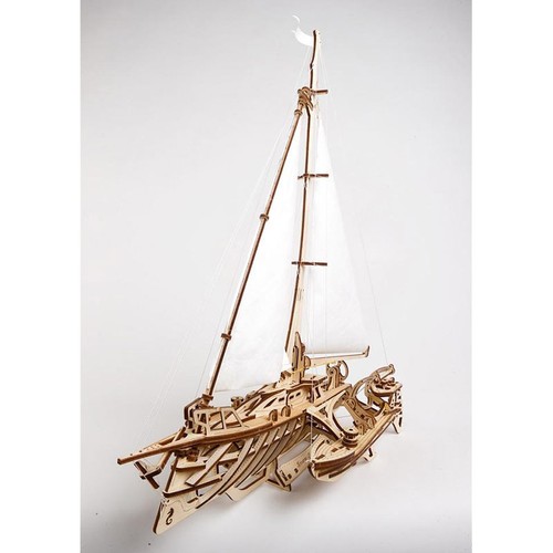 Ugears trimaran merihobus - trimaran,