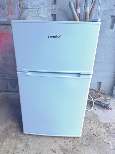 Fridge freezer under counter - freezer,