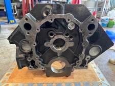chevrolet 350  /400   engine block new 2 piece rear seal 4.125 bore 4 bolt