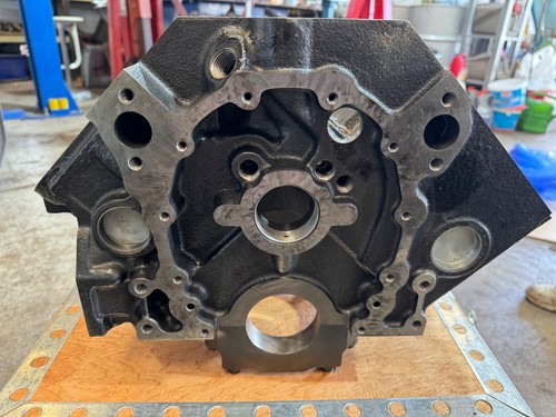 Chevrolet 400 engine block - engine,
