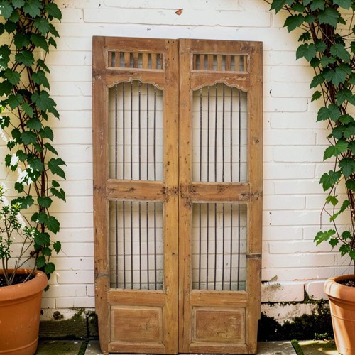 Free delivery pair - ,