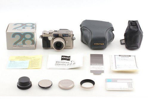 Near mint contax g2d - contax,