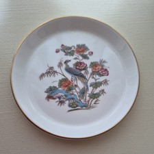 Wedgwood Kutani Crane Gold