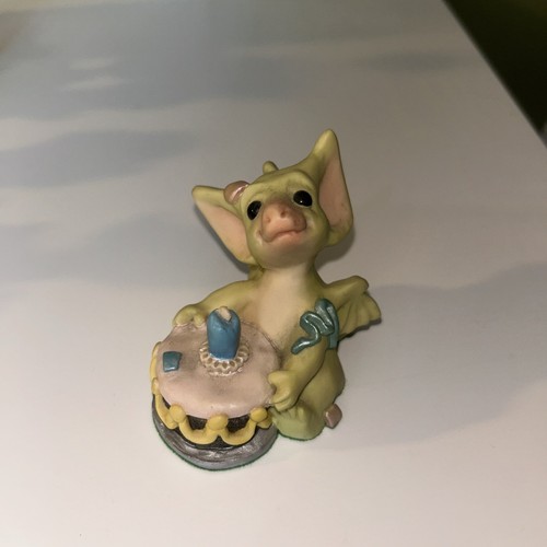 Pocket dragons figurine - pocket, happy