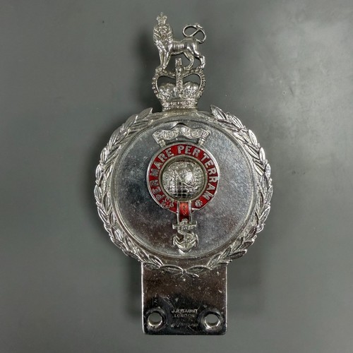 Gaunt car badge - car,