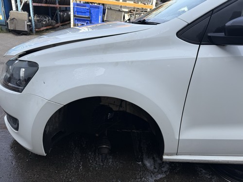 2011 volkswagen polo - volkswagen,