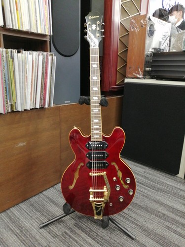 Epiphone riviera p93 electric - riviera,