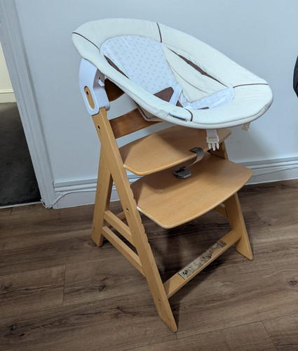 Hauck alpha wooden high - high, chair