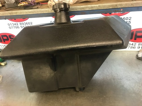 Plastic hydraulic oil tank - , /