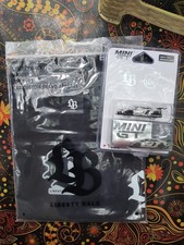 Mini GT #1023 LB Works Lamborghini Aventador - Silver Chrome IMX 2025 w/ T-Shirt