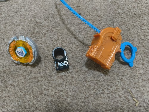 Beyblade metal masters - masters, beat