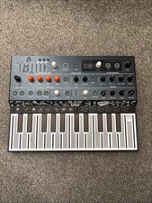 Arturia MicroFreak Hybrid