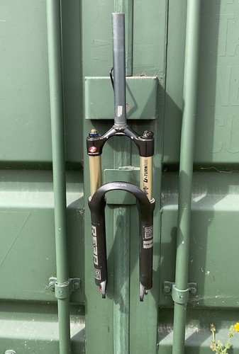 Rockshox reba turn - u-turn, air