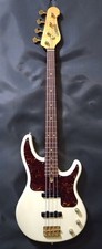YAMAHA BB-STD 1997 White W/Gig bag Electric Bass Guitar Used From Japan