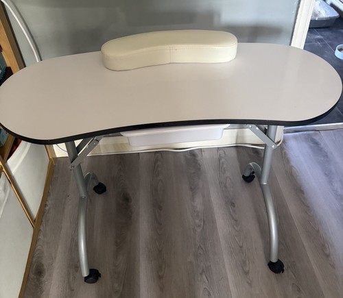 Nail table white portable - -,