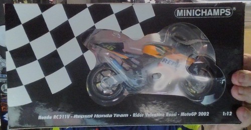 Minichamps 12th scale - scale, rossi