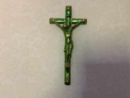 Zsolnay green eosin crucifix - green,